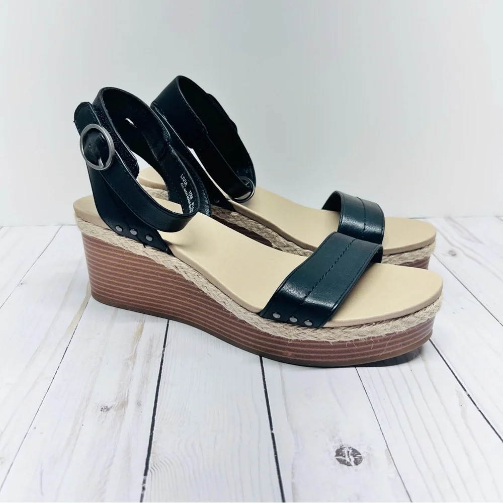 FRYE AND CO. New without Box Livia Black and Tan Wedge Sandals Size 10M